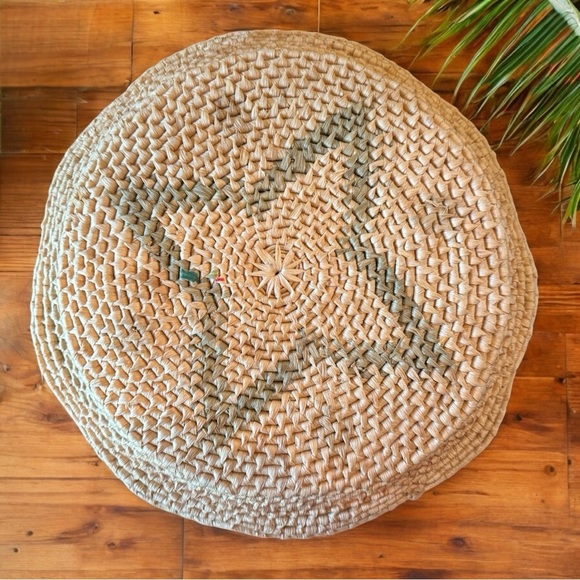 Handwoven Decorative Wicker Basket – Star Design – 16” Round Tray Style - Picture 4 of 7